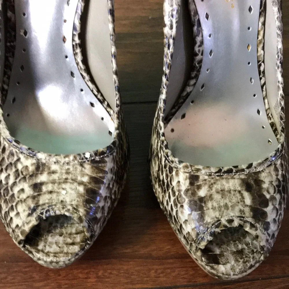 BCBGirls peep toe